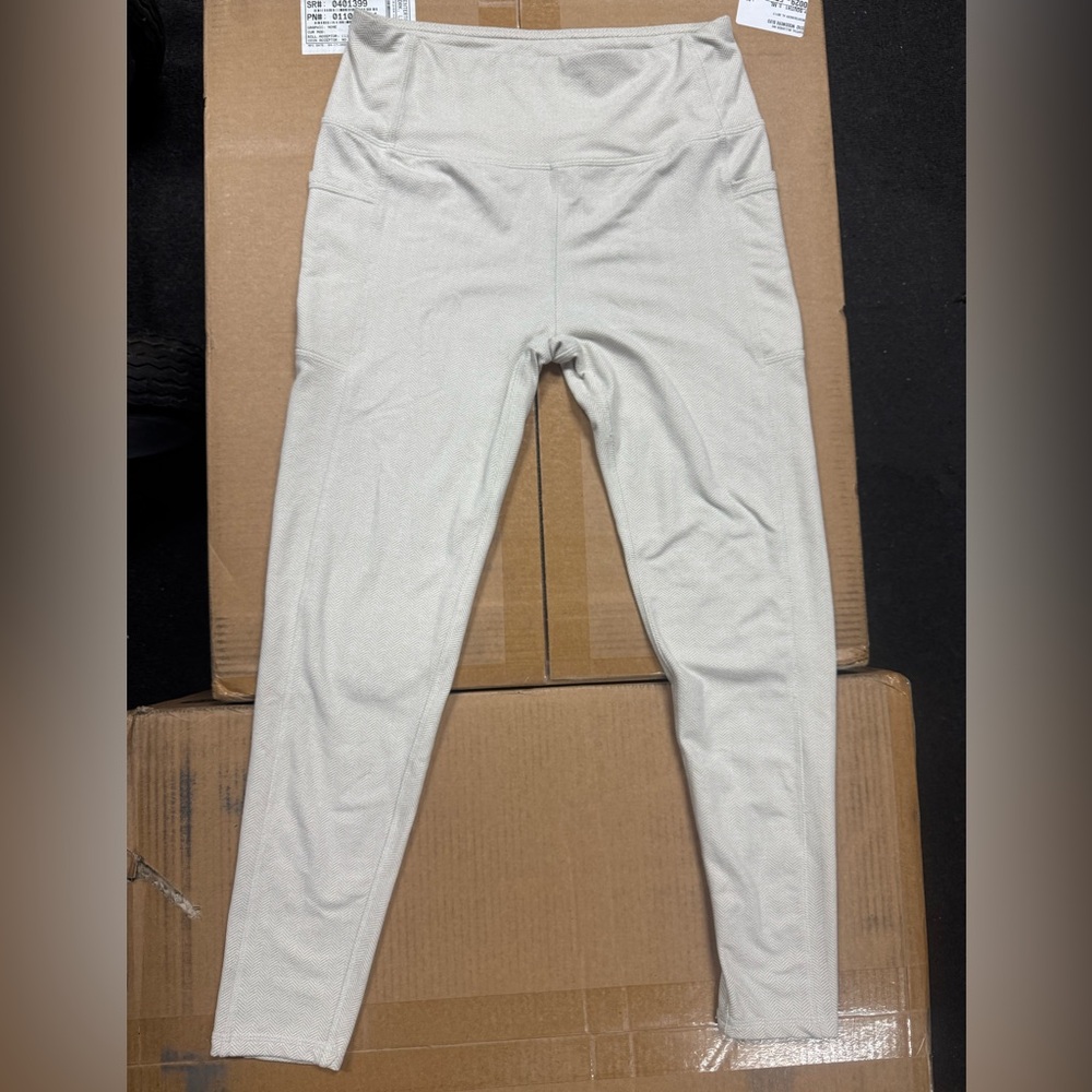 Kodak outdoor leggings, size Medium, NWOT, cream colored